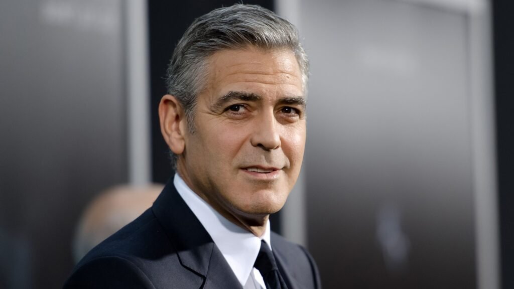 George Clooney jung: Frühe Jahre, alte Fotos und sein Weg zum Hollywoodstar george clooney jung